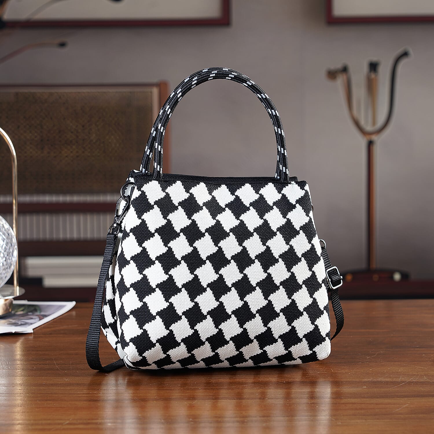 Checkerboard Pattern Handbag with Shoulder Strap (130cm) - Black & White