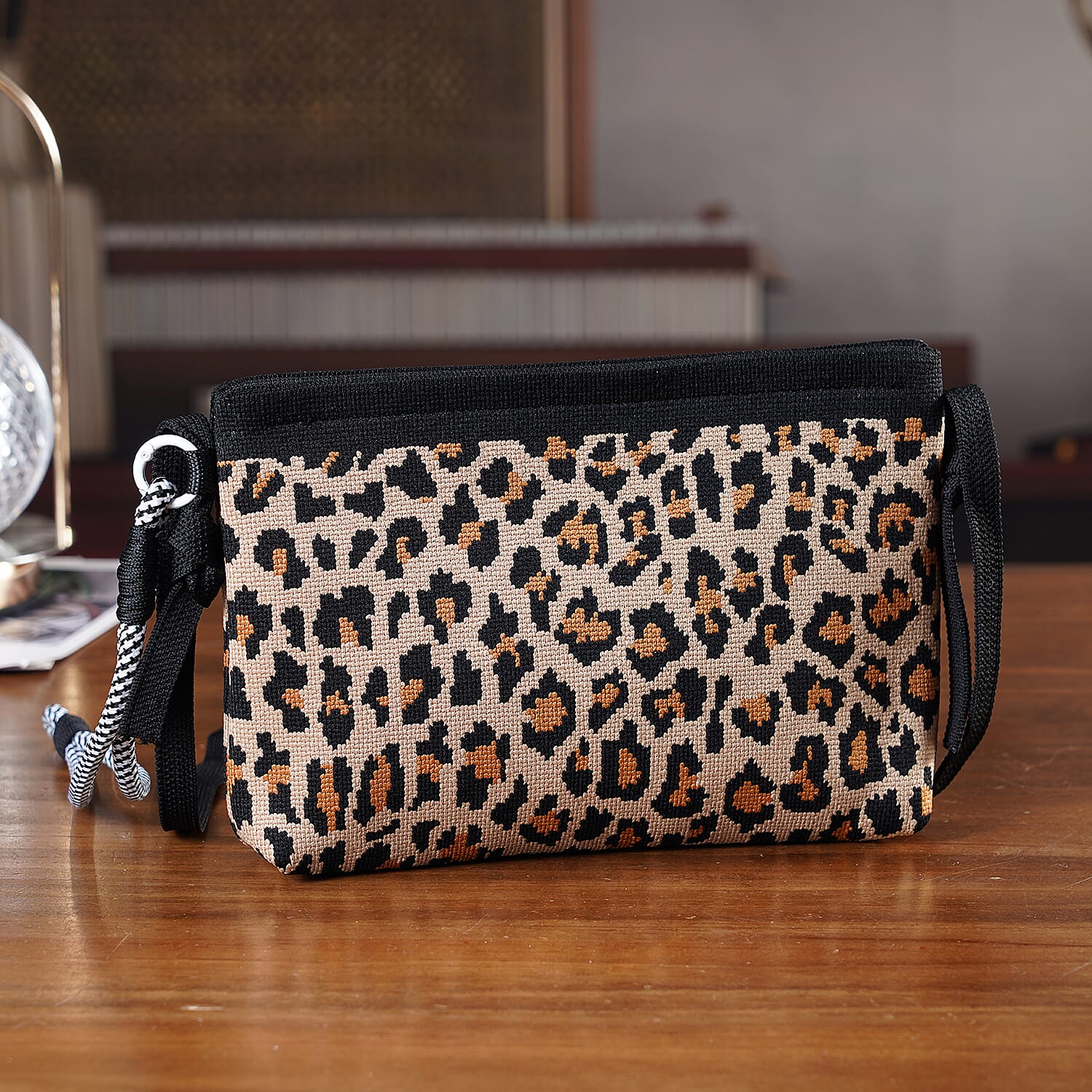 Leopard Print Shoulder Bag - Brown