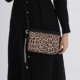 https://tjcuk.sirv.com/Products/84/1/8415373/Leopard-Print-Shoulder-Bag-Brown_8415373_3.jpg?w=342&h=342