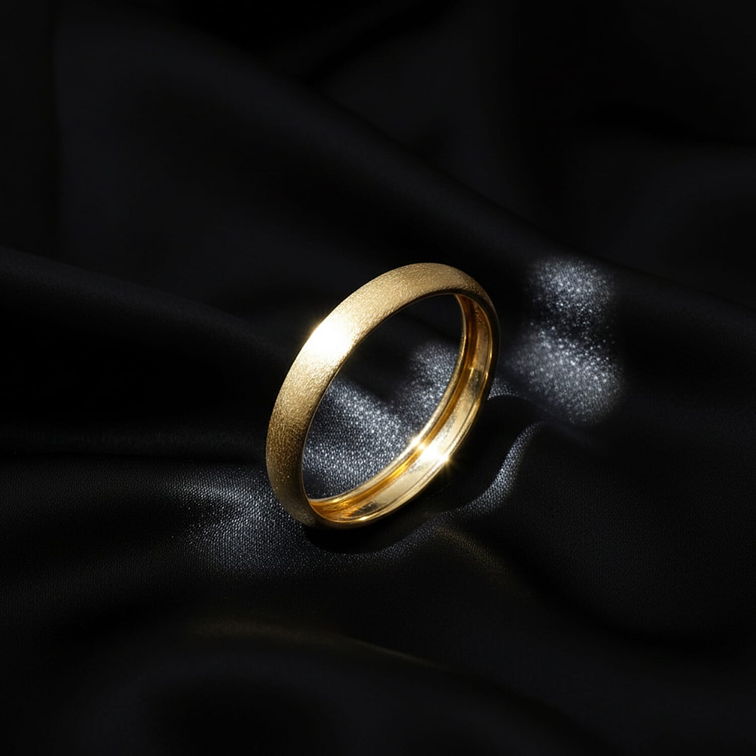 Maestro Collection - 9K Yellow Gold Italian Made Band Ring