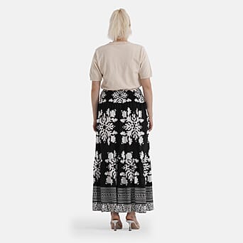 https://tjcuk.sirv.com/Products/84/1/8417130/La-Marey-Patterned-Skirt-Size-One-Size-Black_8417130_2.jpg?w=342&h=342