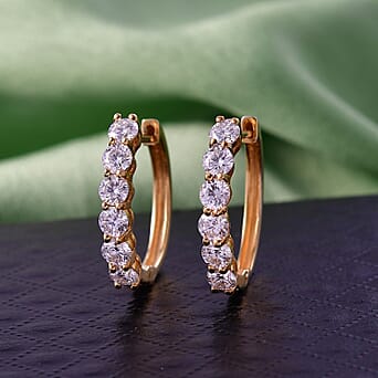 https://tjcuk.sirv.com/Products/84/1/8418458/D-Joy-Moissanite-Earring-with-Clasp-in-Yellow-Gold-Plated-Sterling-Sil_8418458_2.jpg?w=342&h=342