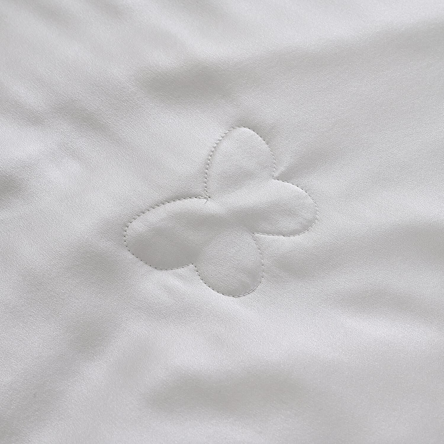 LA Marey Signature Mulberry Silk Patterned Comforter and Duvet