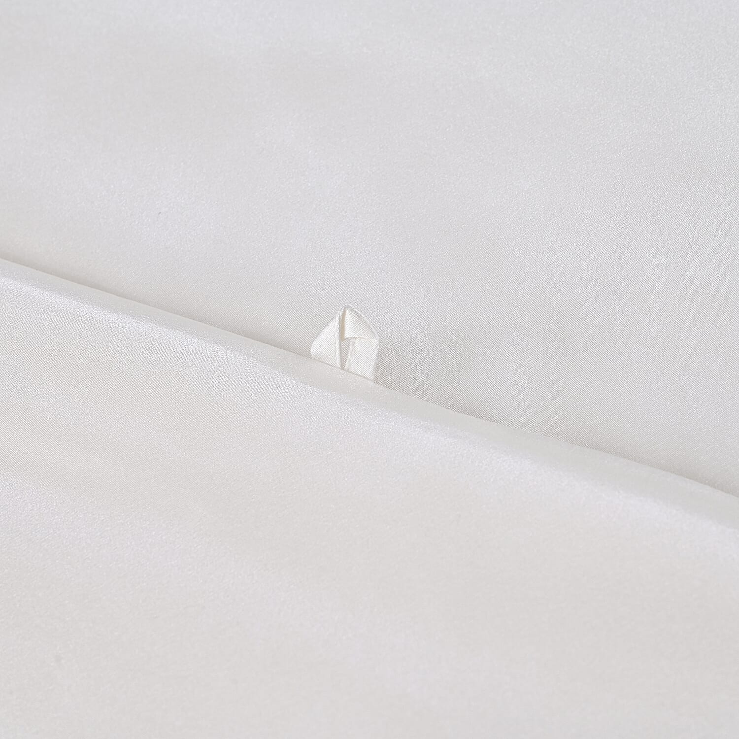 LA Marey Signature Mulberry Silk Patterned Comforter and Duvet