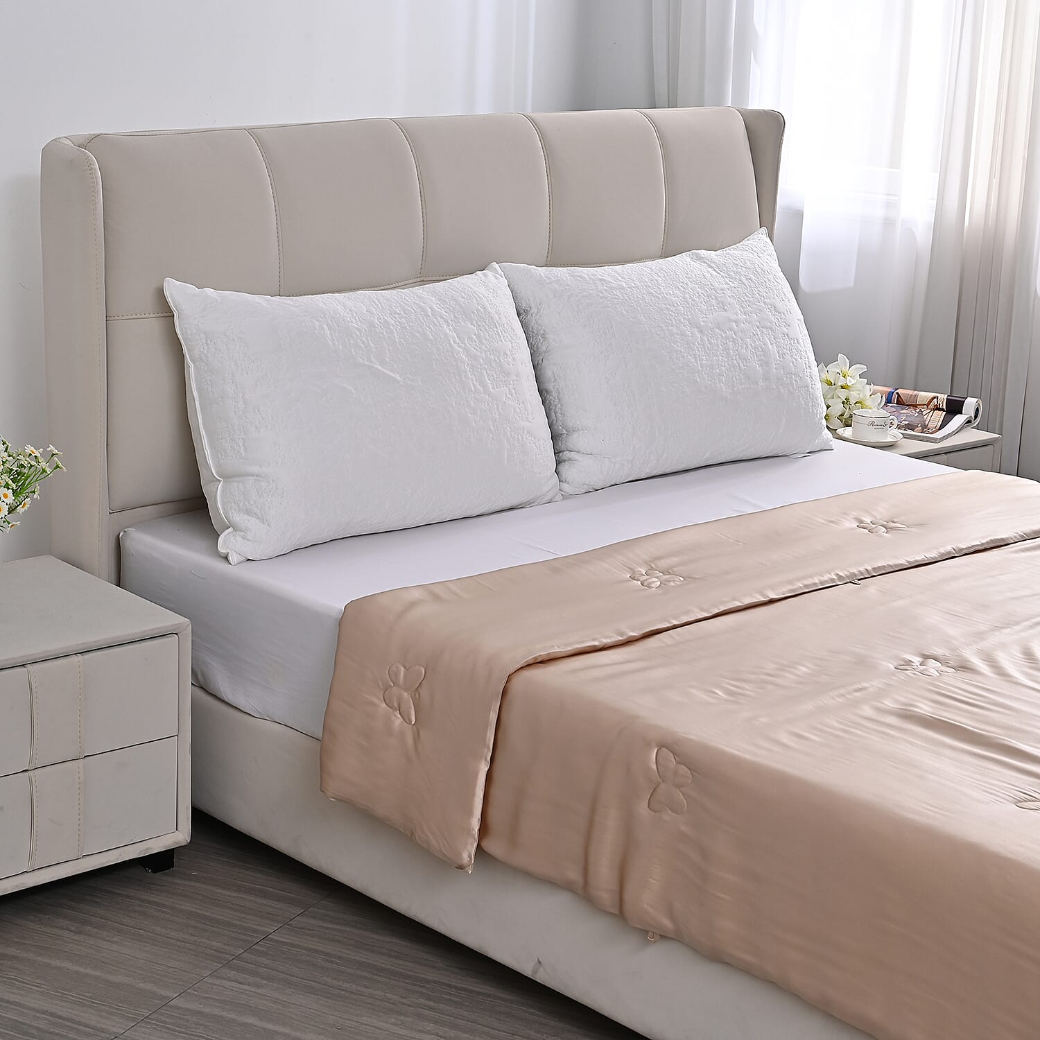LA Marey Signature Mulberry Silk Patterned Comforter and Duvet