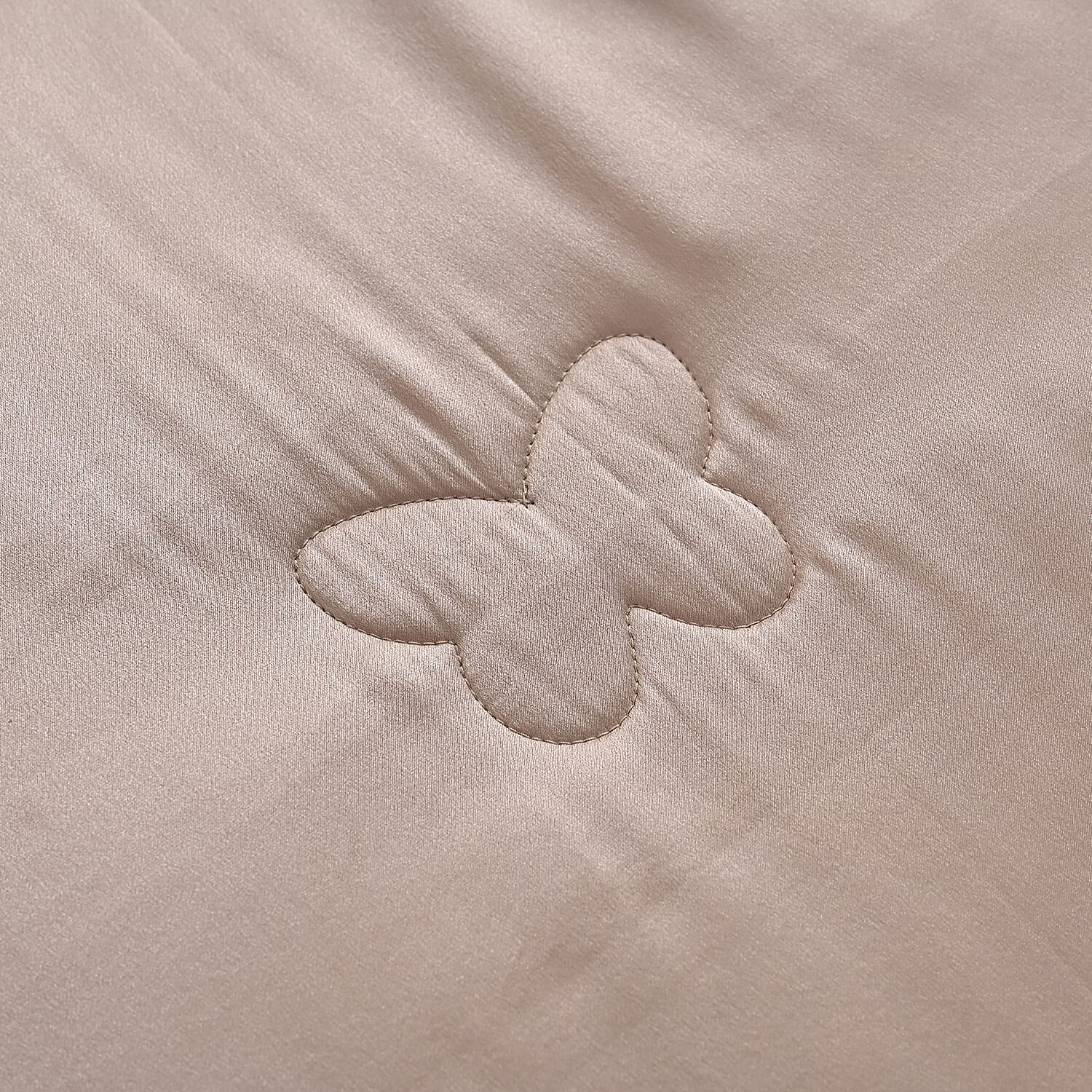 LA Marey Signature Mulberry Silk Patterned Comforter and Duvet