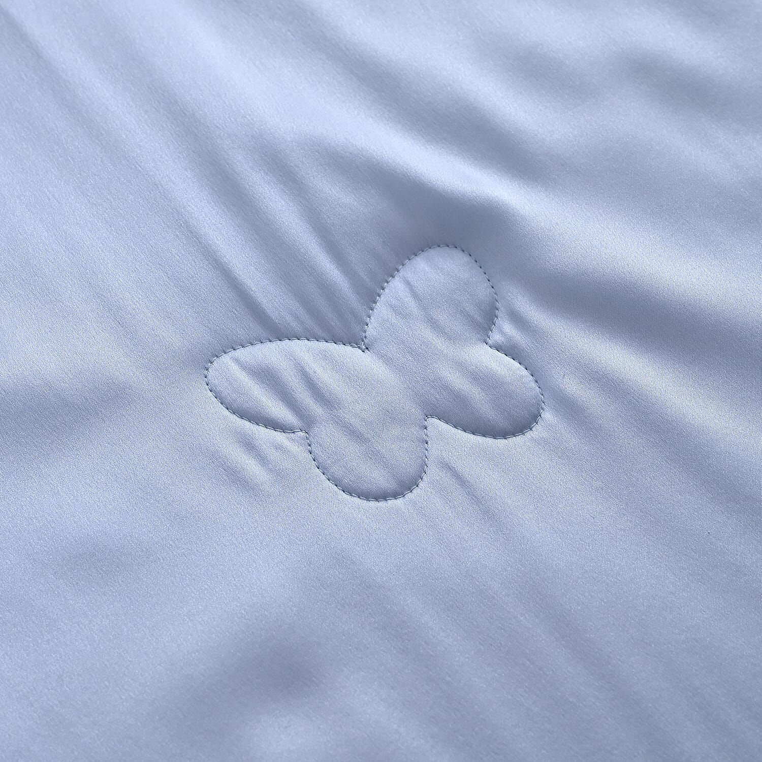 LA Marey Signature Mulberry Silk Patterned Comforter and Duvet