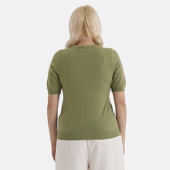 https://tjcuk.sirv.com/Products/84/2/8420612/Maisi-Patterned-Top-Size-L-XL-Green_8420612_2.jpg?w=342&h=342