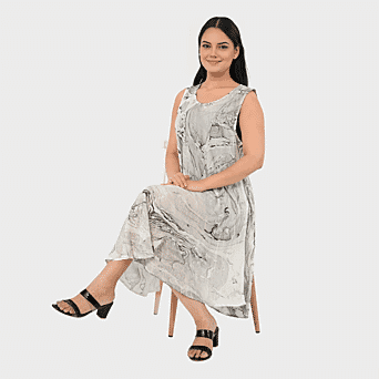 https://tjcuk.sirv.com/Products/84/2/8421079/Maisi-Printed-Dress-Size-One-Size-Grey_8421079_3.jpg?w=342&h=342