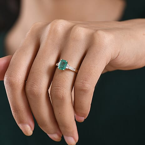 9K Yellow Gold AAA Gemfields Zambian Emerald & Natural White Diamond Ring 1.72 Ct.