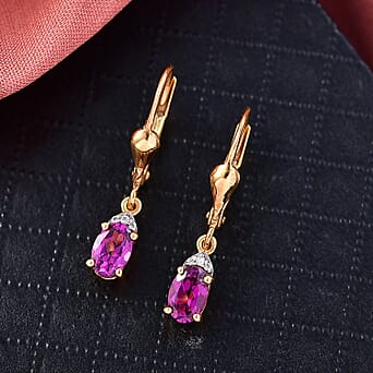 https://tjcuk.sirv.com/Products/84/2/8423016/D-Joy-Radiant-Ember-Garnet-White-Zircon-Solitaire-Lever-Back-Earring-i_8423016_1.jpg?w=342&h=342