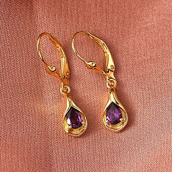 https://tjcuk.sirv.com/Products/84/2/8426226/D-Joy-Radiant-Ember-Garnet-Solitaire-Stud-Push-Post-Earring-in-18K-YG-_8426226_1.jpg?w=342&h=342