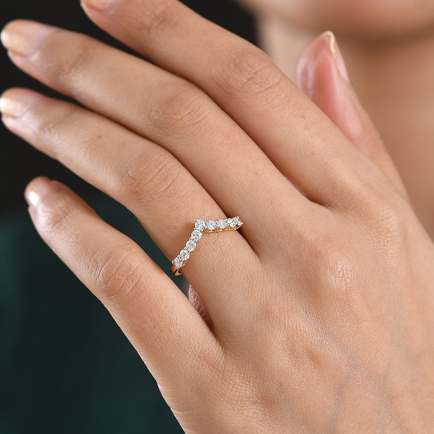 Luxuriant SI/GH Lab Grown Diamond Ring in Sterling Silver