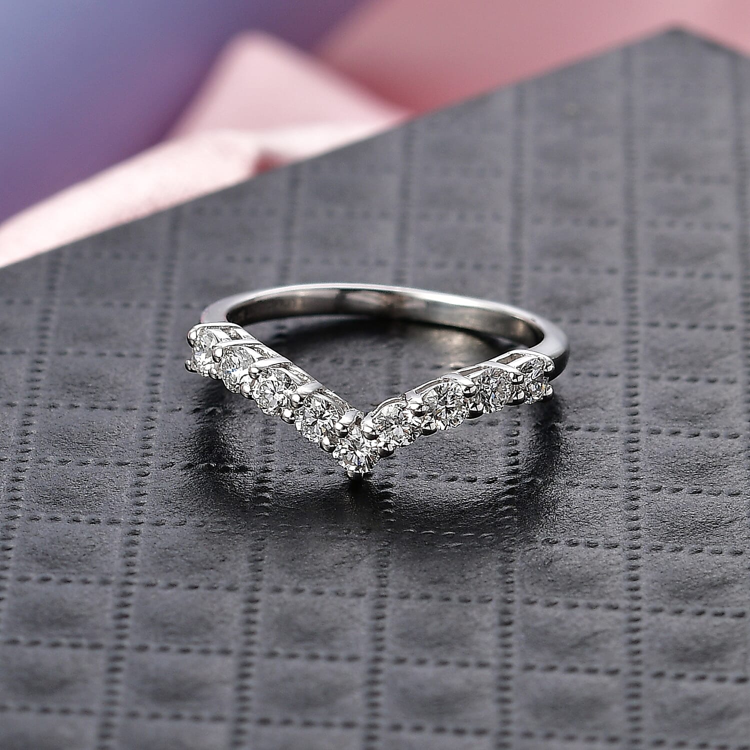 Luxuriant SI/GH Lab Grown Diamond Ring in Sterling Silver