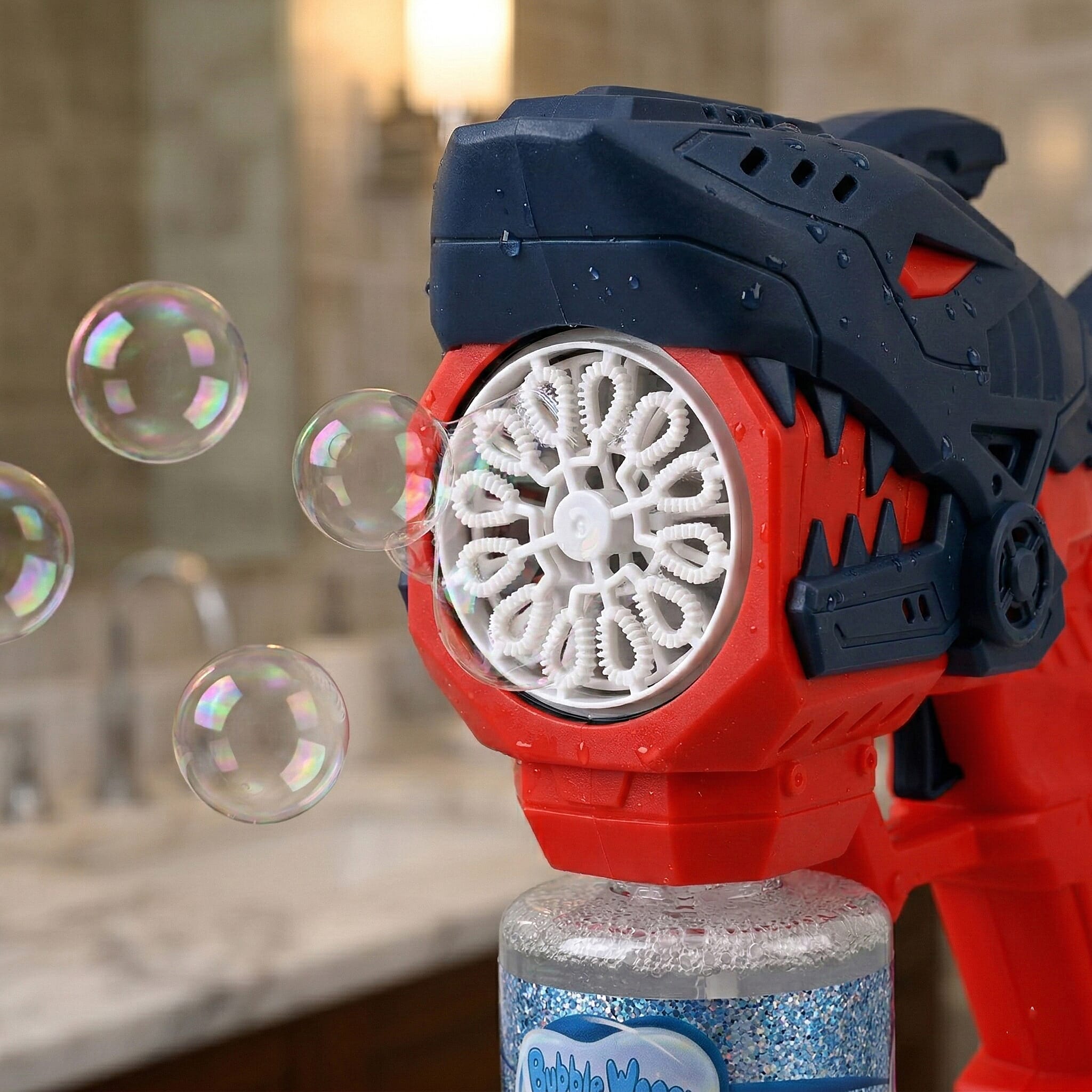 Mini Robotic Shark With 90mL Bubble Liquid Powered By 4xAA Battery (Not Incl.) - Red & Navy Blue