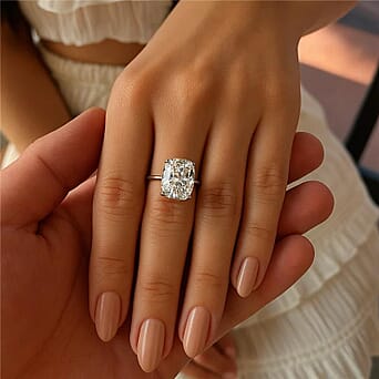 https://tjcuk.sirv.com/Products/84/3/8431401/LUXURIANT-3-Carat-Old-Mined-Cut-Lab-Grown-Diamond-Celebrity-Style-Soli_8431401_3.jpg?w=342&h=342