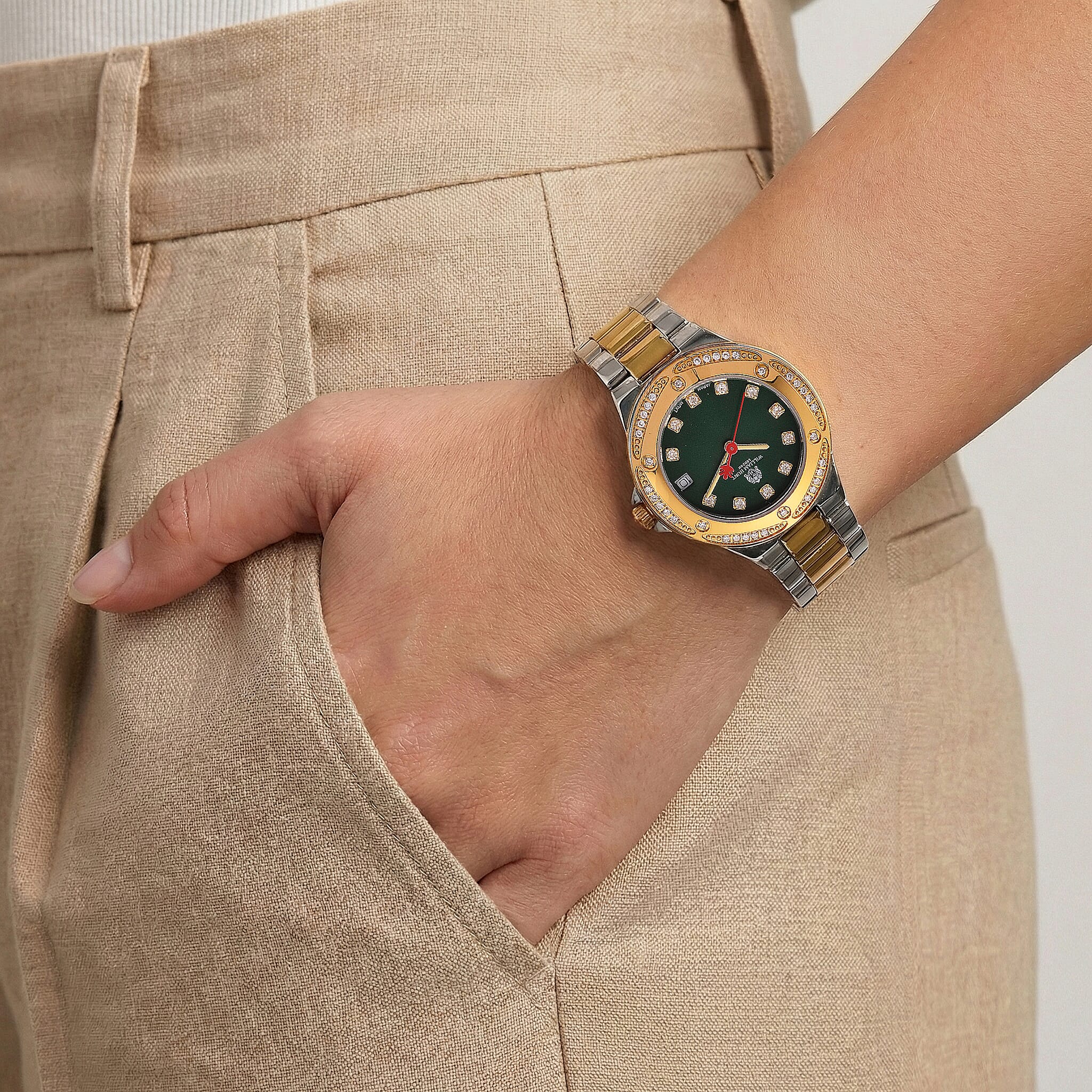 Limited Edition Exclusive William Hunt London Legacy Moissanite Watch With Japanese Miyota Movement, 5ATM Water Resistancy, Calendar Function Presented in a Gift Box - Green