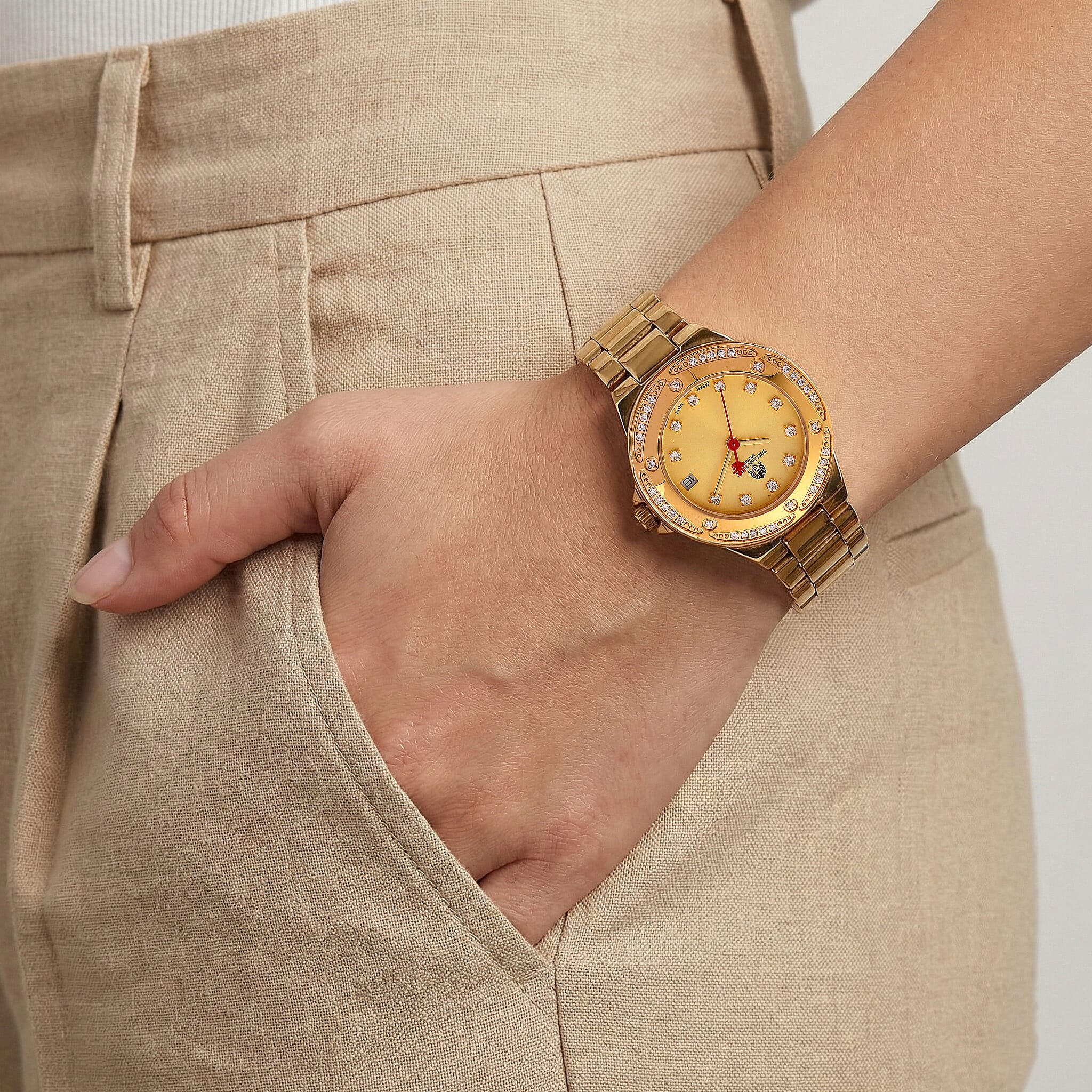 Limited Edition Exclusive William Hunt London Legacy Moissanite Watch With Japanese Miyota Movement, 5ATM Water Resistancy, Calendar Function Presented in a Gift Box - Gold