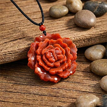 https://tjcuk.sirv.com/Products/84/3/8433500/Red-Jade-Stone-Necklace-130-000-Ct_8433500_1.jpg?w=342&h=342