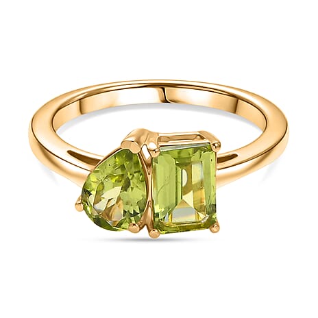 Peridot Solitaire Ring in Yellow Gold Plated Sterling Silver 1.71 Ct.