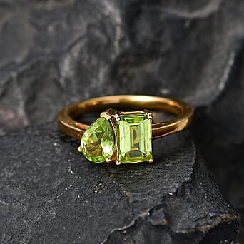 https://tjcuk.sirv.com/Products/84/3/8433795/Peridot-Solitaire-Ring-in-Yellow-Gold-Plated-Sterling-Silver-1-71-Ct_8433795_2.jpg?w=342&h=342