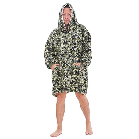 Adults Buffalo Oversized Fully Sherpa-Lined Blanket Hoodie With Pockets (One Size) - Green - Black Camoflage