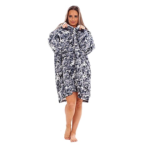 Adult Oversized Fully Sherpa-Lined Blanket Hoodie With Pockets (One Size) - White Black Camoflage