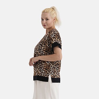 https://tjcuk.sirv.com/Products/84/3/8437534/La-Marey-Printed-Blouse-Size-L-XL-Brown_8437534_3.jpg?w=342&h=342