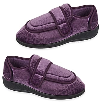 https://tjcuk.sirv.com/Products/84/3/8438590/Jo-Joe-Ladies-Shoe-Size-5-Plum_8438590.jpg?w=342&h=342