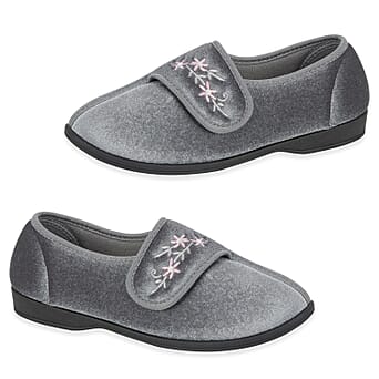 https://tjcuk.sirv.com/Products/84/3/8438616/Jo-Joe-Veronica-Ladies-Touch-and-Close-Slipper-with-Floral-Embroidery-_8438616.jpg?w=342&h=342