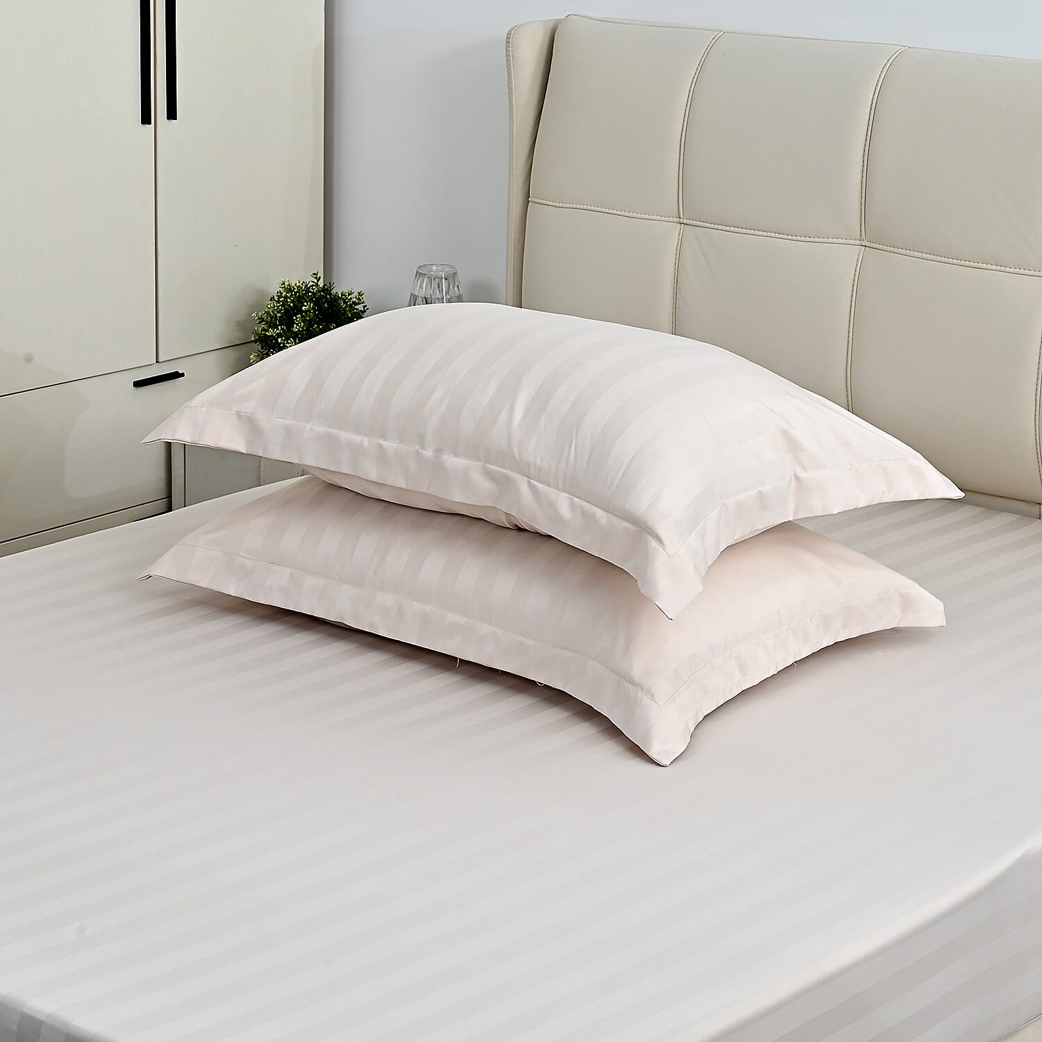 LIVMORE 6-Piece Luxury Hotel-Style Striped Bedding Sheet Set - Inc. Duvet Cover, Fitted Sheet, 2 Housewife Pillowcases & 2 Oxford Pillowcases (200 x 200 cm, Double) - Beige