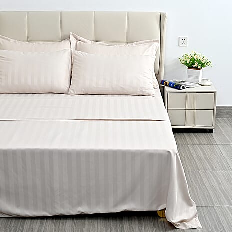 LIVMORE Cotton Striped Bedding Set (Size 225x1 cm) - Beige