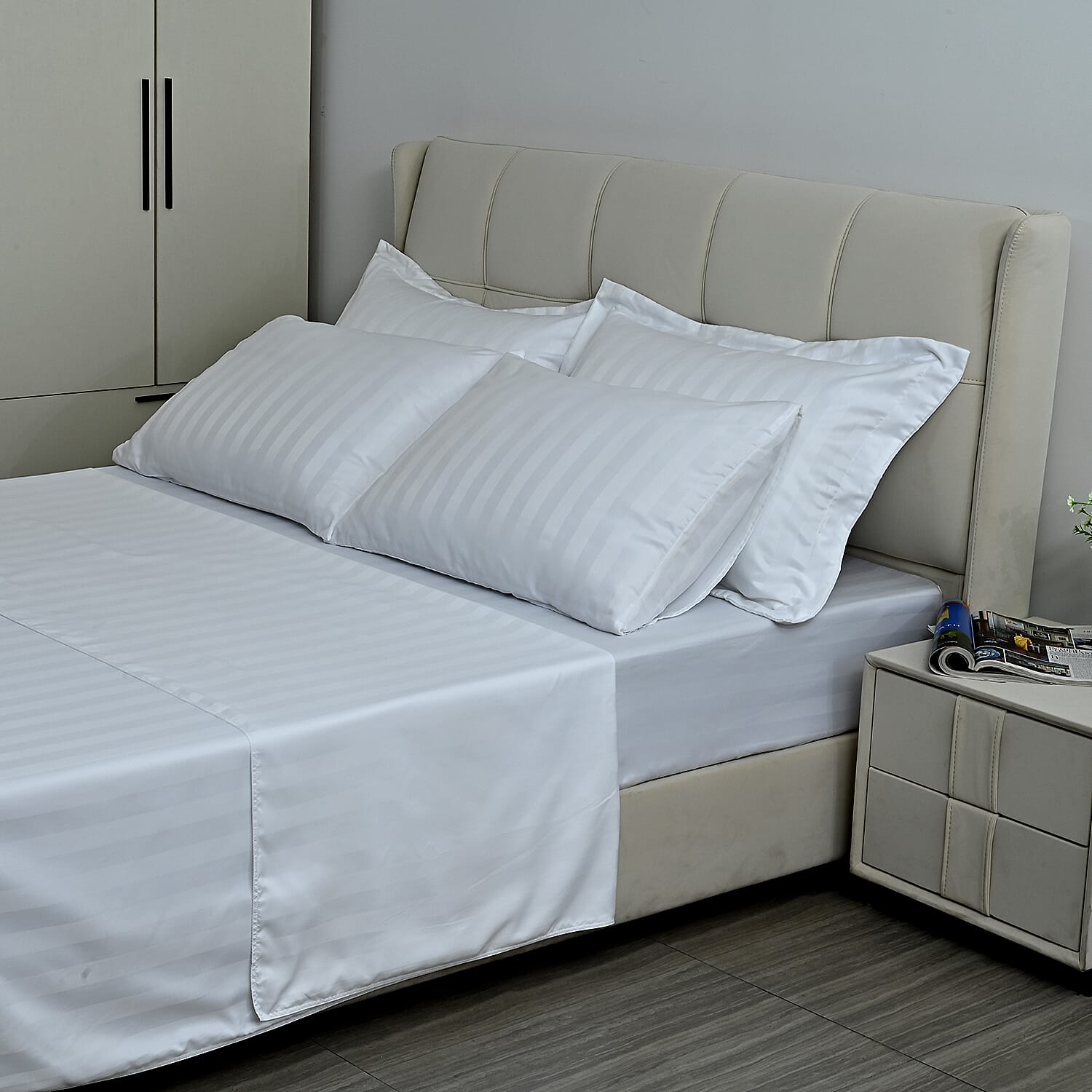 LIVMORE Cotton Striped Bedding Set (Size 200x1 cm) - Ivory White