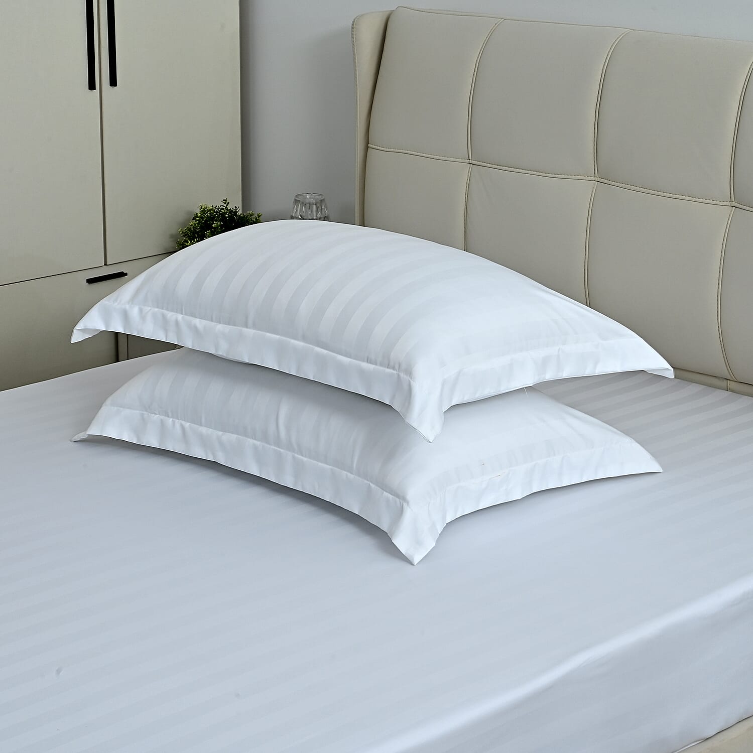 LIVMORE Cotton Striped Bedding Set (Size 200x1 cm) - Ivory White