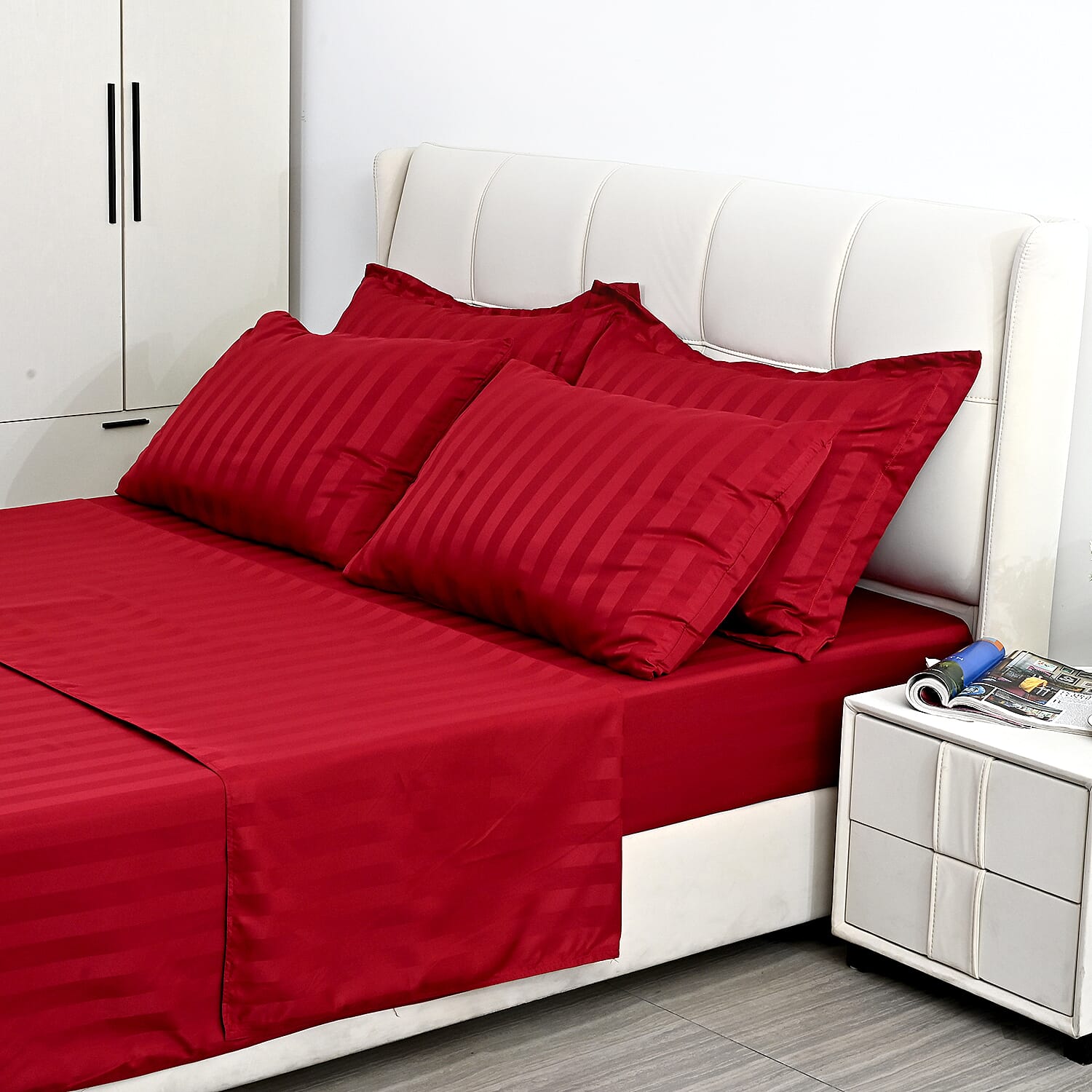 LIVMORE Cotton Striped Bedding Set (Size 200x1 cm) - Burgundy
