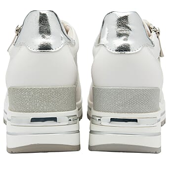 https://tjcuk.sirv.com/Products/84/3/8439464/Lotus-Ladies-Shoe-Size-41-White_8439464_3.jpg?w=342&h=342