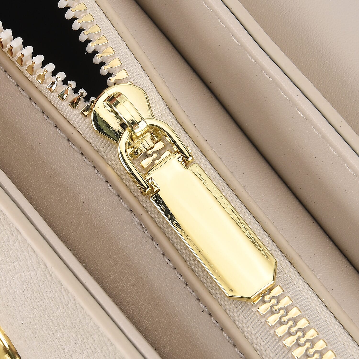 Designer Inspired - Convertible Clutch & Baguette Shoulder Bag with Chain Strap - Off White