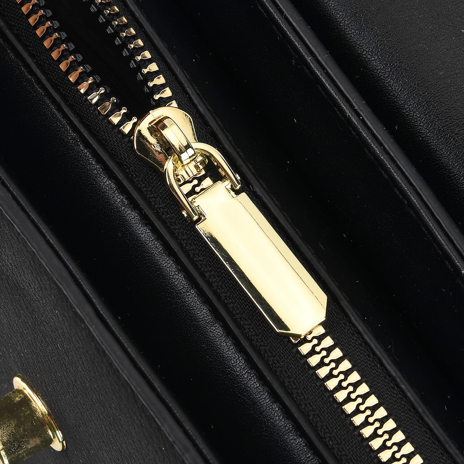 Designer Inspired - Convertible Clutch & Baguette Shoulder Bag with Chain Strap - Black