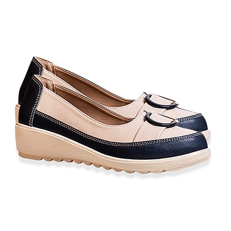 Ladies Harmony Slip On Contrast Pumps With Decorative Buckle Detail (Size 8) - Navy & Multi