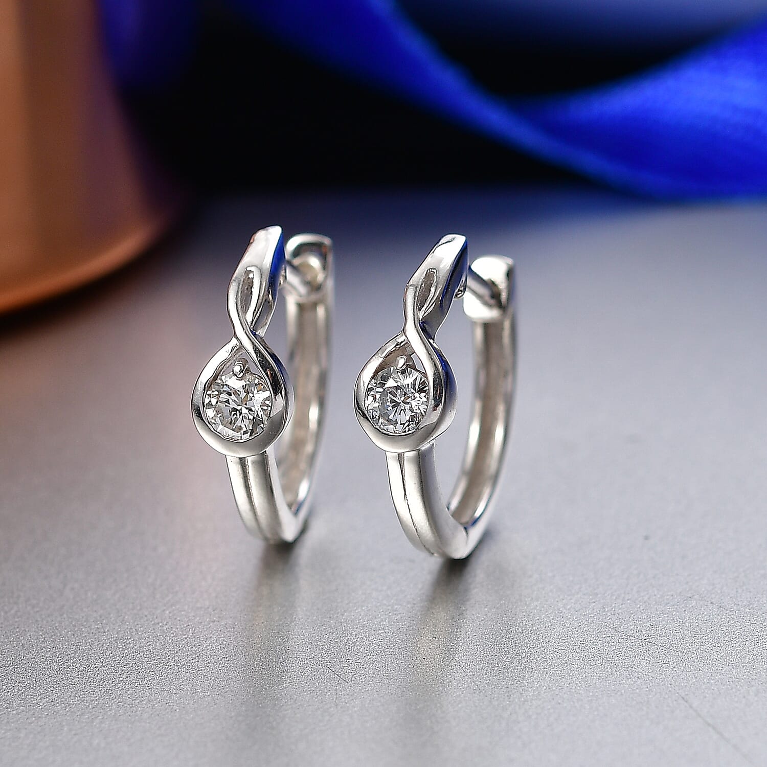 Luxuriant SI-G-H Lab Grown Diamond Hoop Earring in Platinum Overlay Sterling Silver