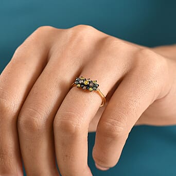 https://tjcuk.sirv.com/Products/84/4/8448524/D-Joy-Yellow-Diamond-Blue-Diamond-Green-Diamond-Champagne-Diamond-Clus_8448524_1.jpg?w=342&h=342