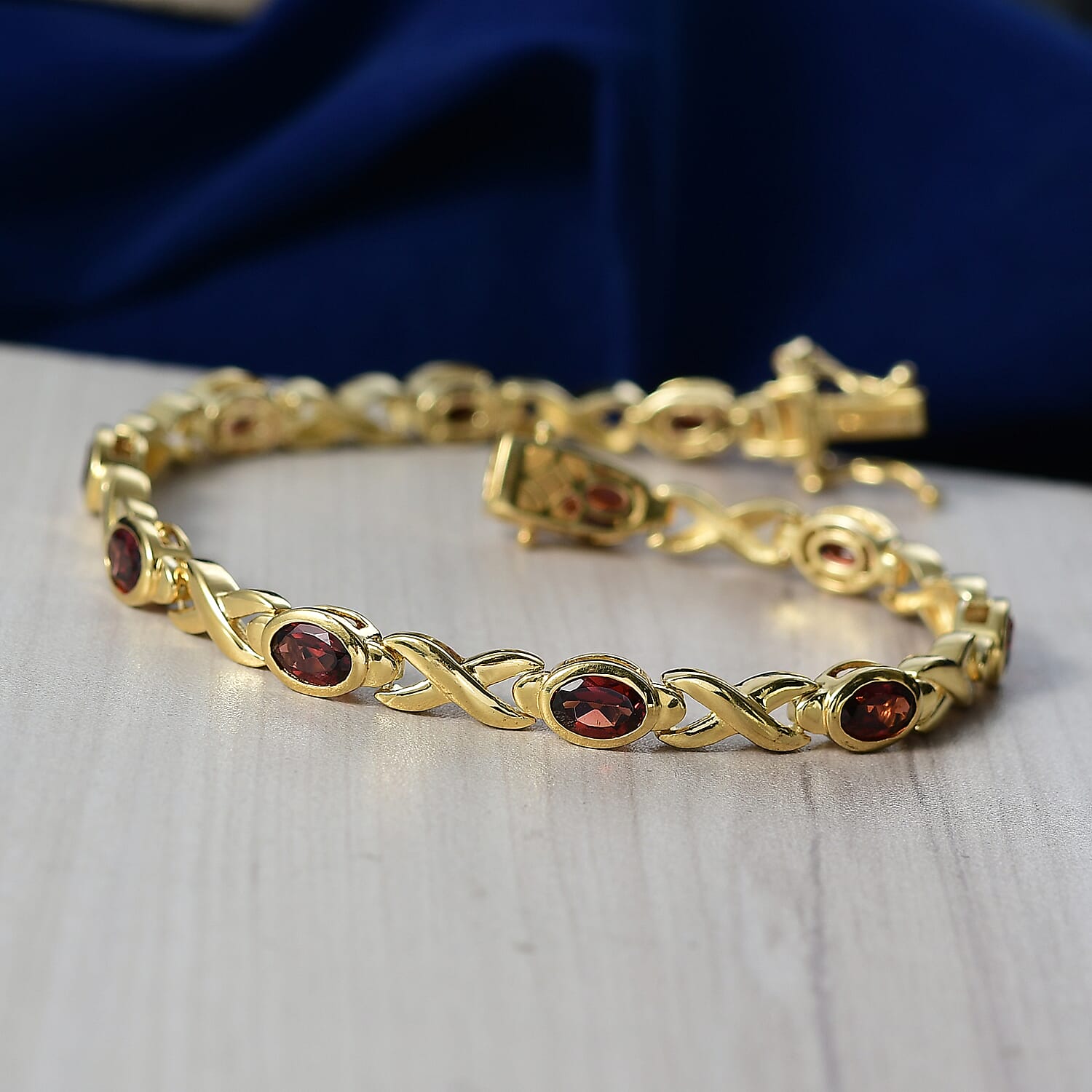 Royal Bali Collection - EverTrue Red Garnet Bracelet (Size - 7.5) with GB Lock Box in Yellow Gold Tone 6.25 Ct.