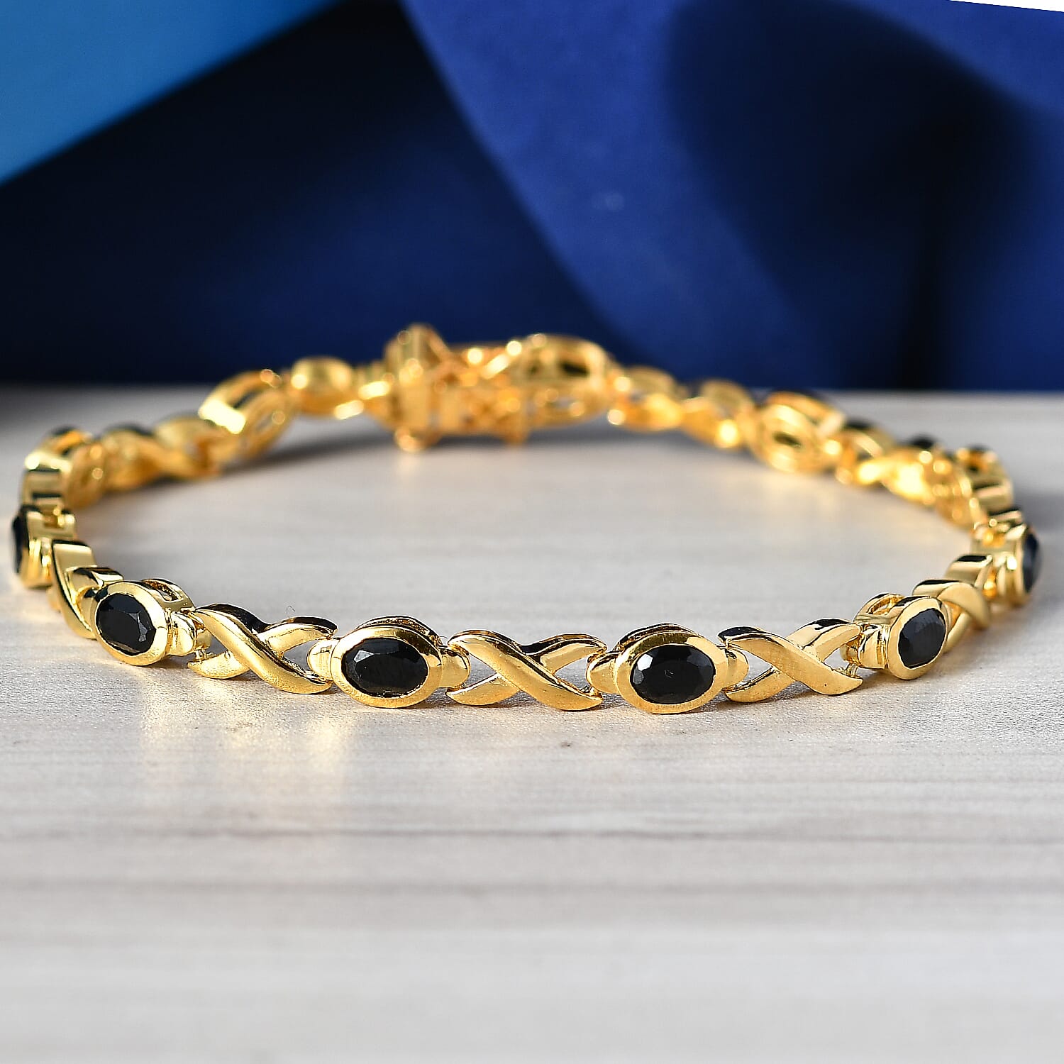 Royal Bali Collection - EverTrue Bracelet with GB Lock Box