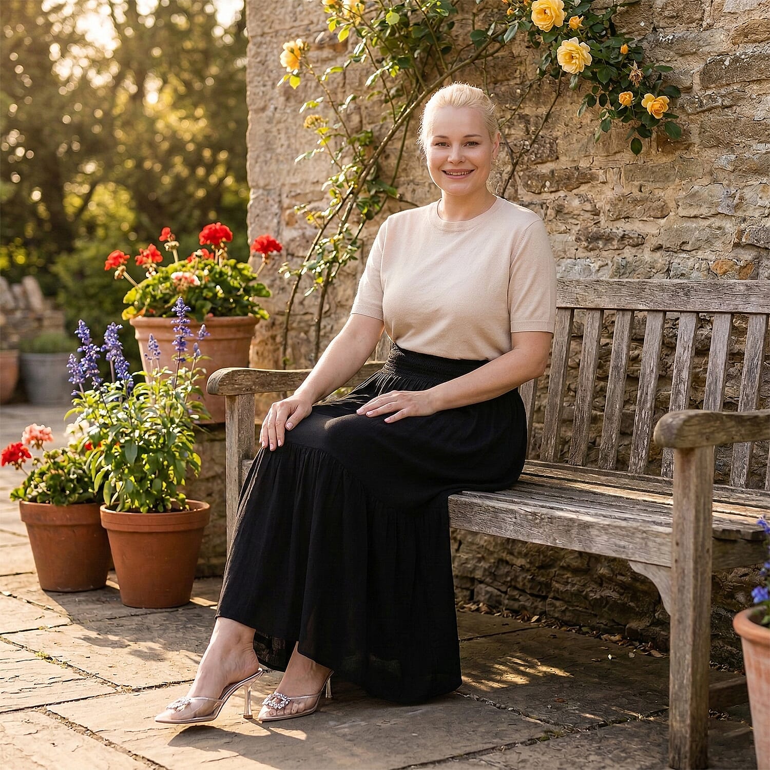 La Marey Elastic Waist Maxi Skirt (One Size) - Black