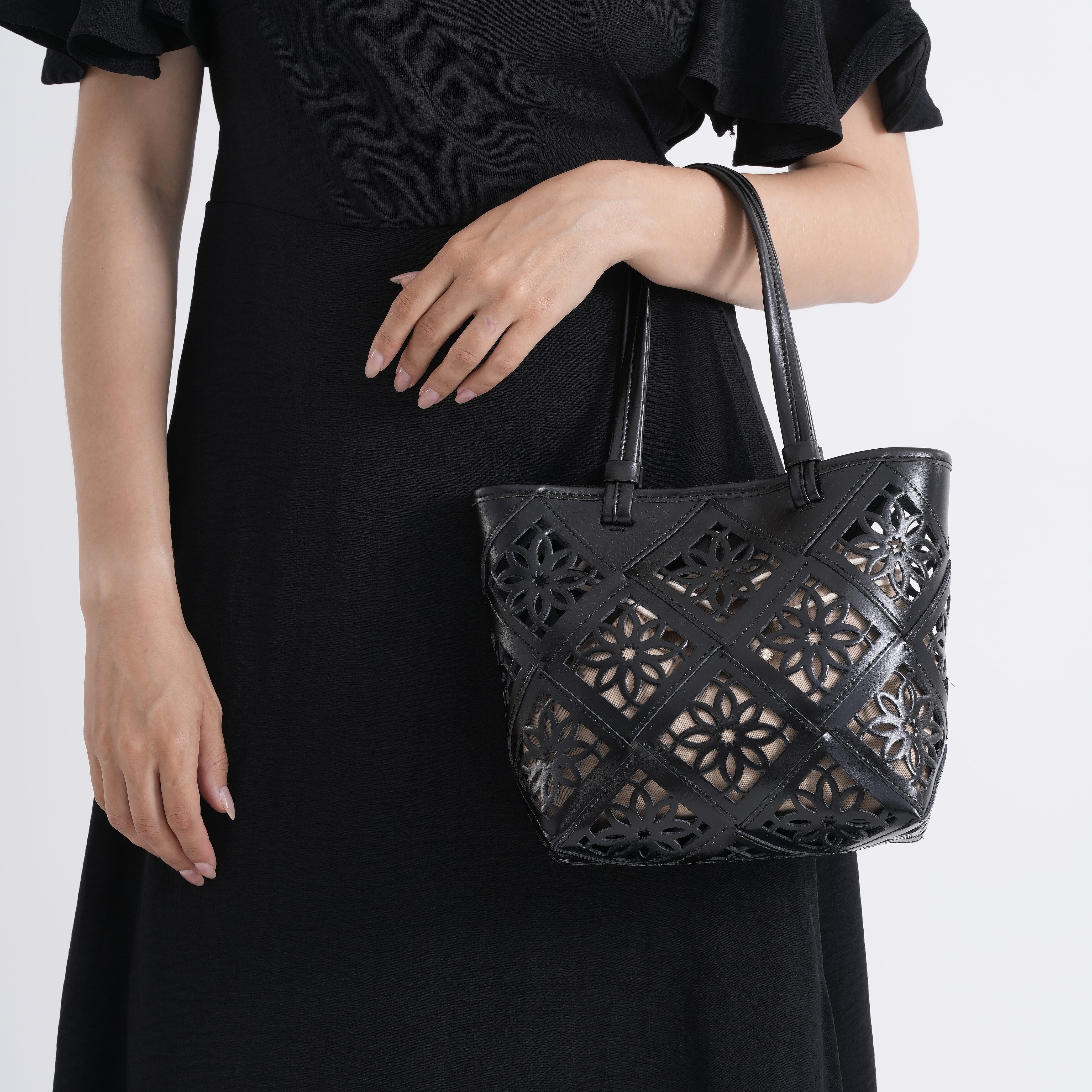 Leather Patterned Tote Bag (Size 21x11x21 cm) - Black