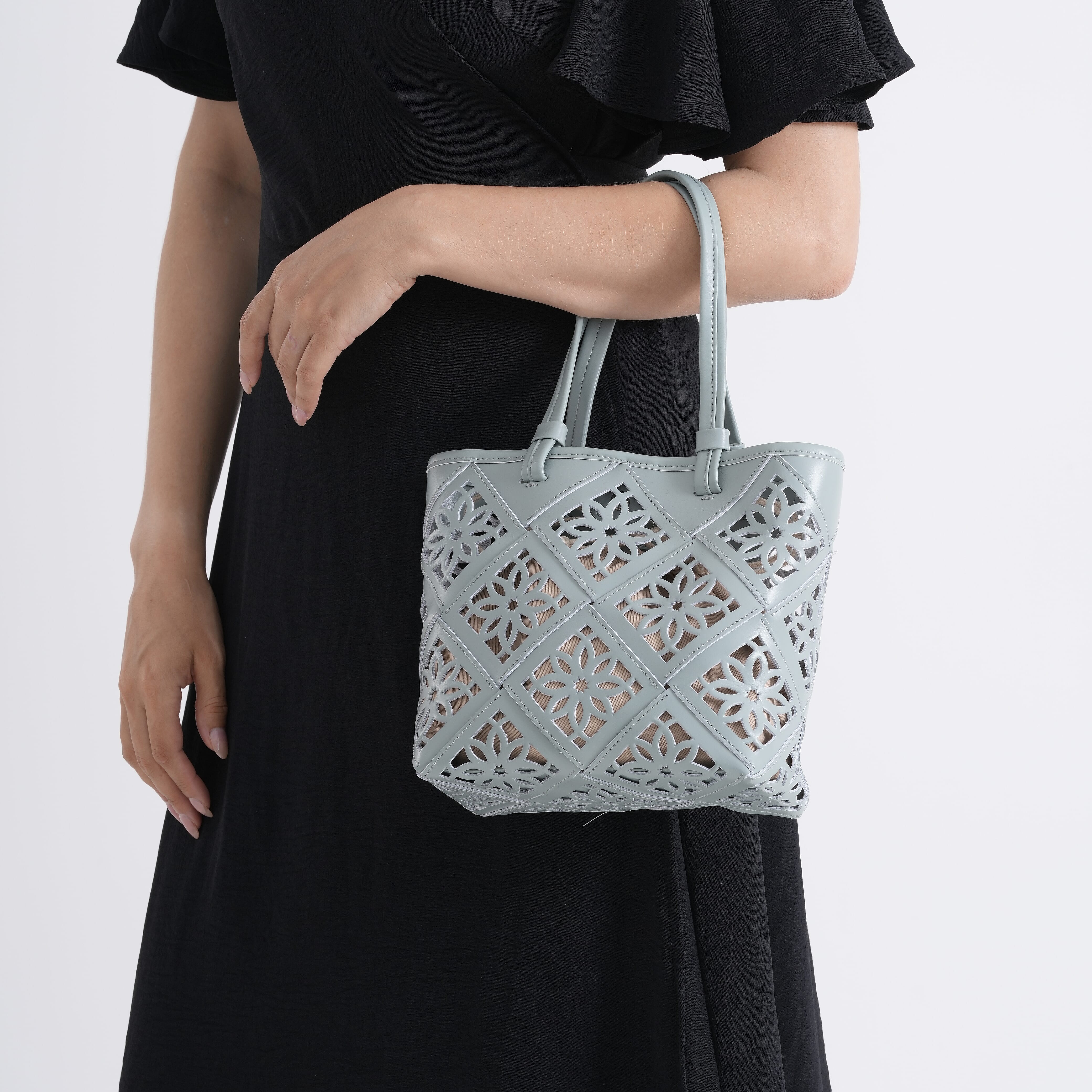 Leather Patterned Tote Bag (Size 21x11x21 cm) - Light Blue