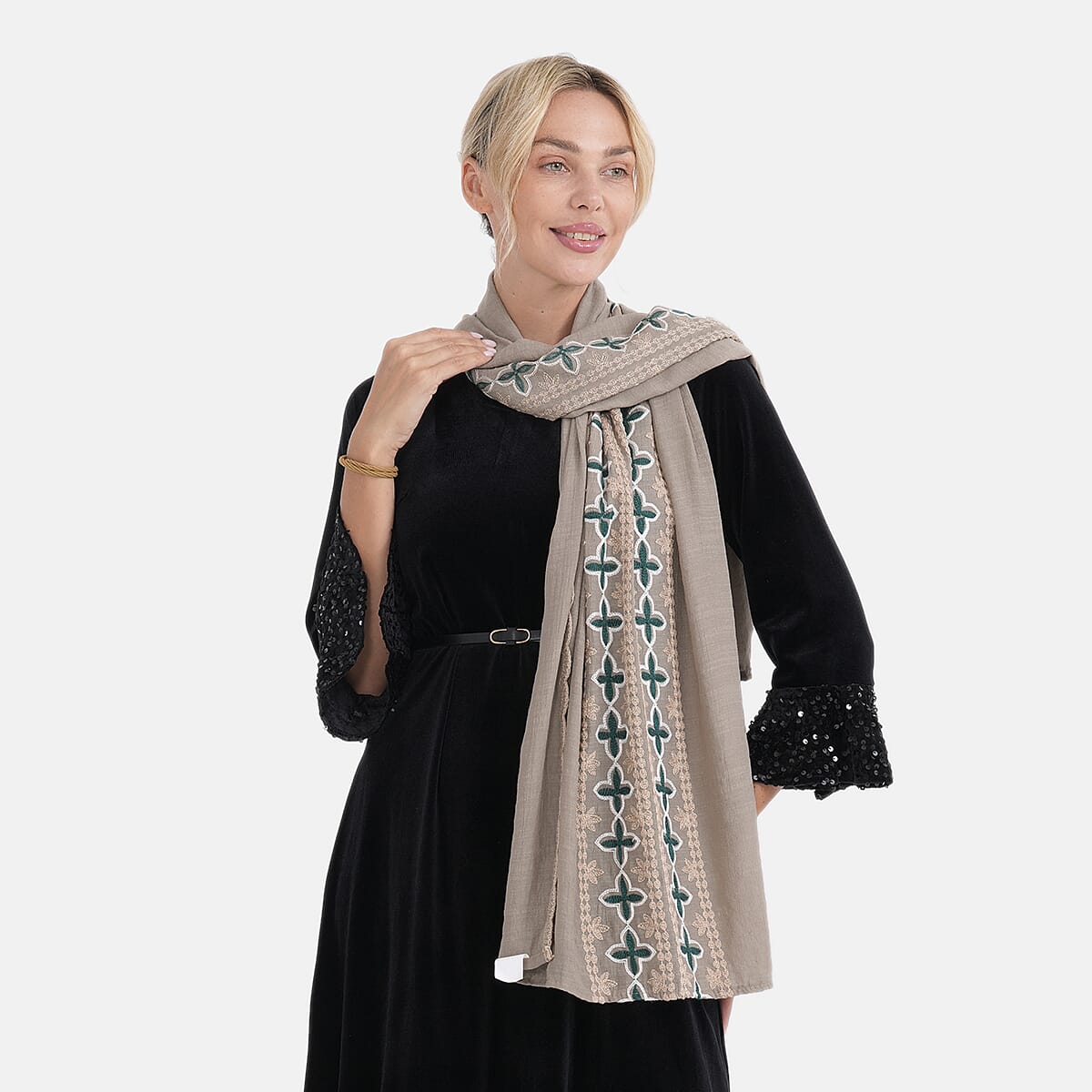 - Maisi Cotton Embroidery Scarf (66 x 180Cm) - Khaki