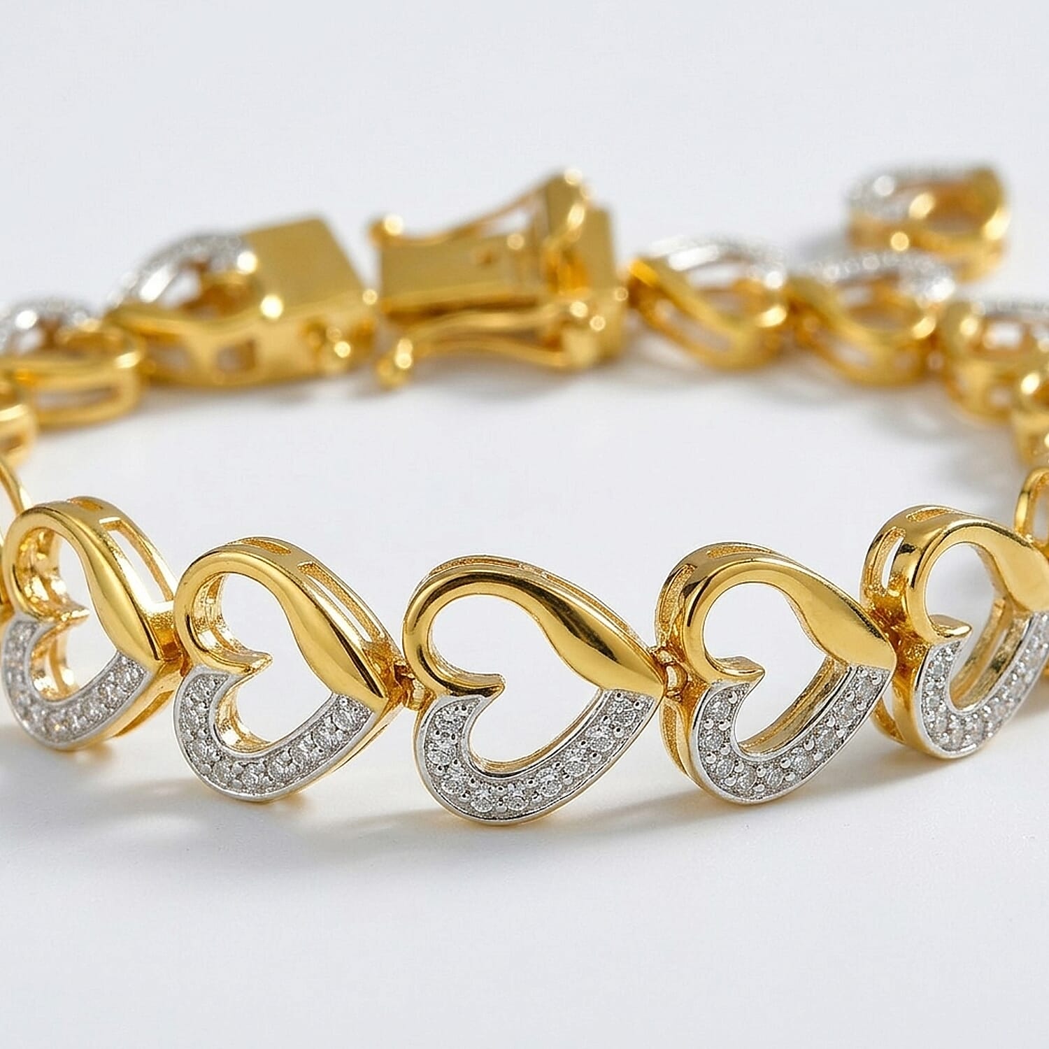 Mega Closeout Deal-  White Diamond Tennis Bracelet (Size - 7.5) with GB Lock Box