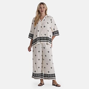 https://tjcuk.sirv.com/Products/84/8/8481002/La-Marey-Patterned-Blouse-Size-S-M-White_8481002.jpg?w=342&h=342