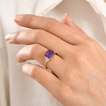 https://tjcuk.sirv.com/Products/84/8/8481062/D-Joy-African-Amethyst-White-Zircon-Main-Stone-With-Side-Stone-Ring-St_8481062_1.jpg?w=342&h=342